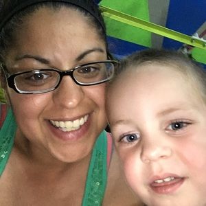 Meet your Posher, Elizabeth